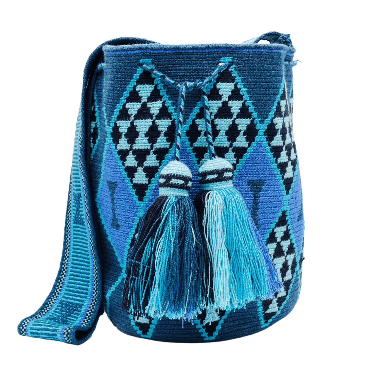 Flora Wayuu bags showcasing a range of blue shades and distinctive diamond patterns.