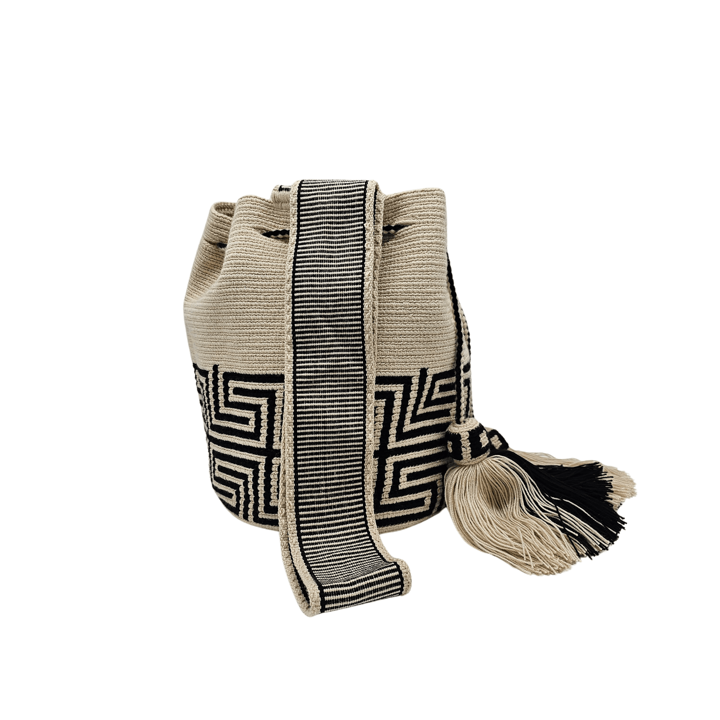 Handmade Wayuu bag by Wayuu artisans, this unique bag in beige and black tones with a pre-Columbian geometric design is perfect for everyday use.