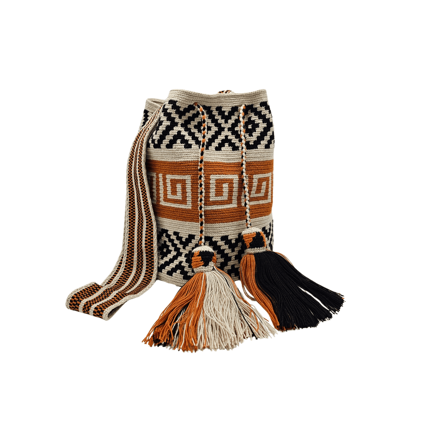 Handmade Wayuu bag in earth tones featuring a geometric design. The intricate patterns are skillfully woven with natural colors, creating a beautiful and functional piece of art. The bag showcases the traditional craftsmanship of the Wayuu artisans, blending cultural heritage with contemporary style.