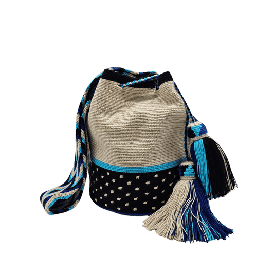 Handmade Wayuu bag by Wayuu artisans, this unique bag in black, beige and aquamarine tones is perfect for everyday use.